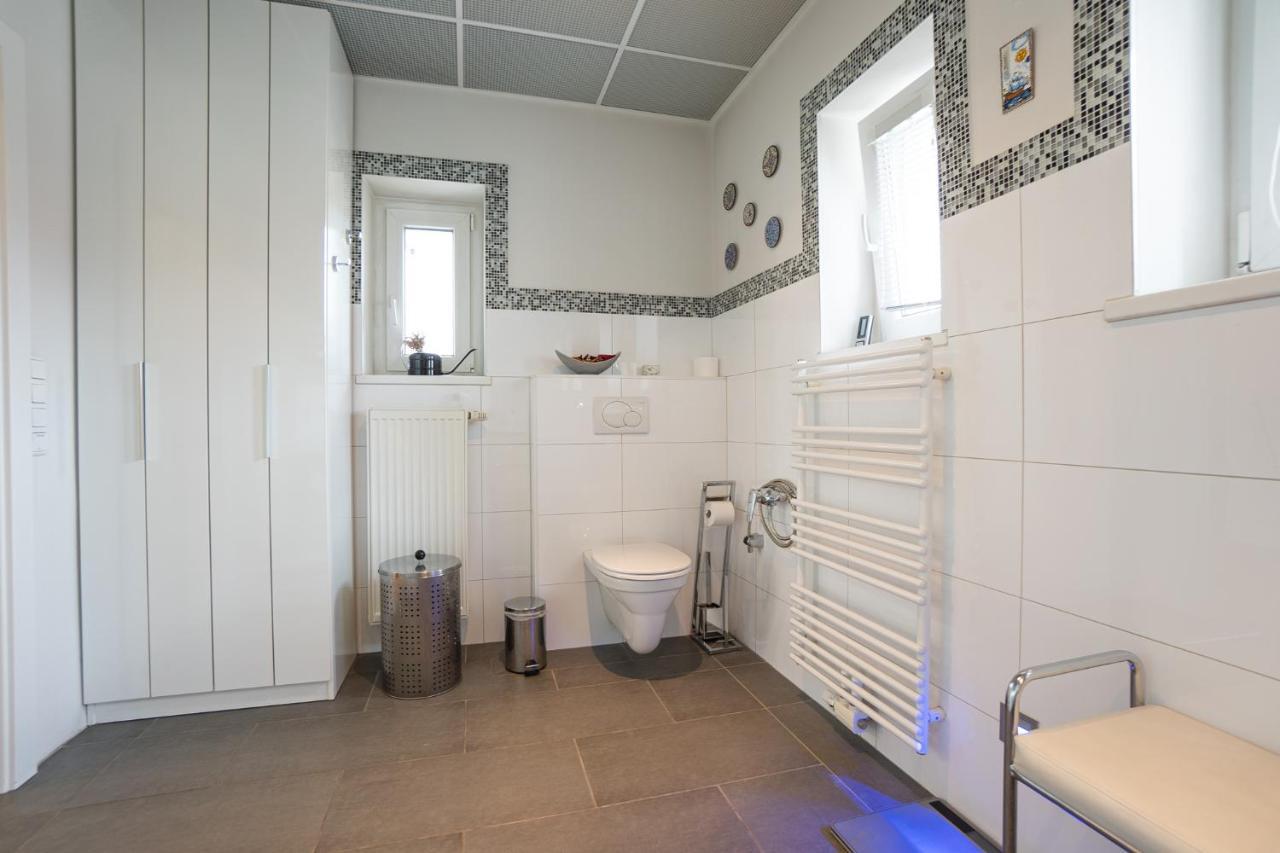 Apartment With A Balcony - 15 Min To City Center Viena Exterior foto